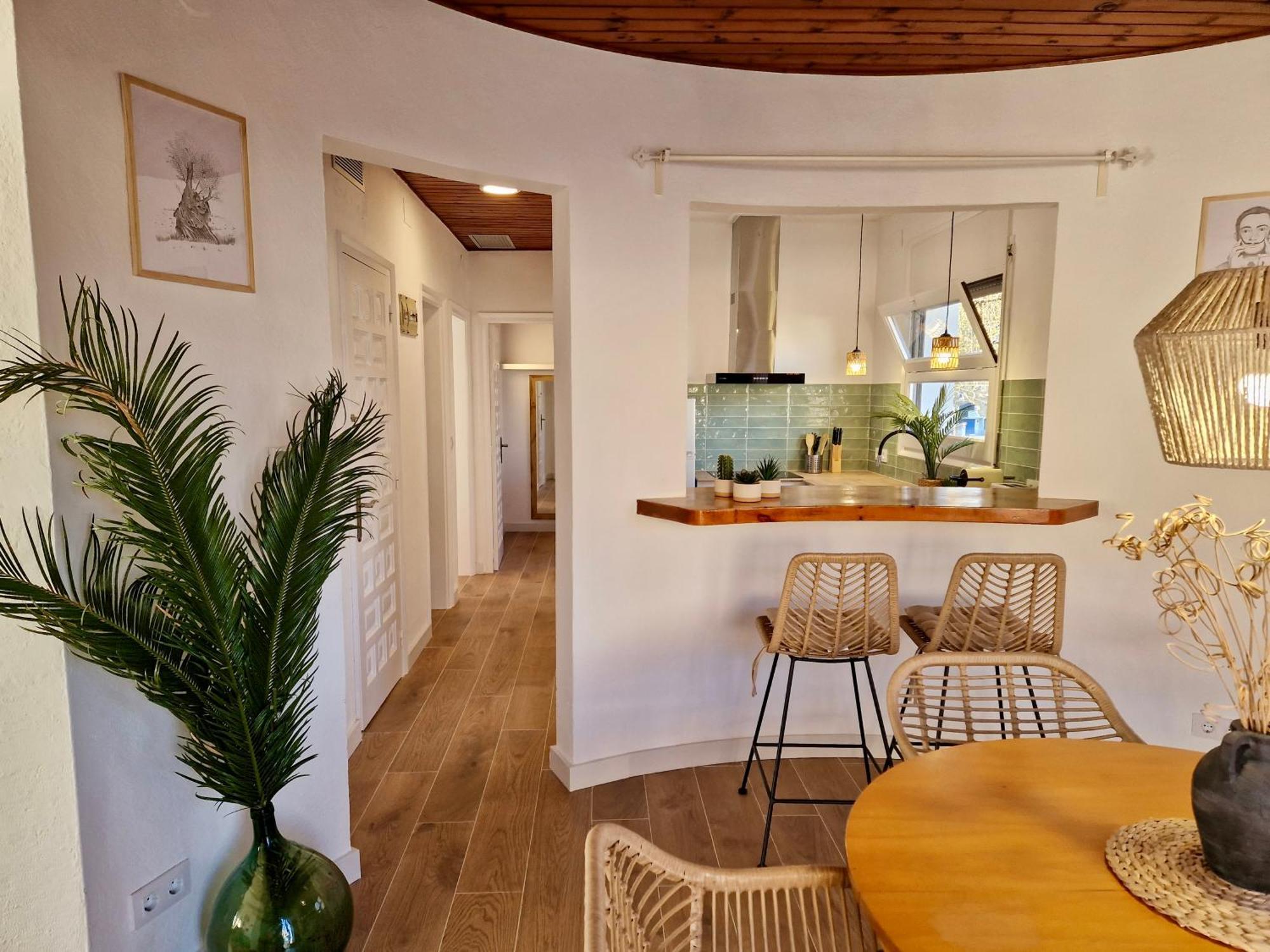 Gorgot P1 I Apartamento Con Terraza Y Piscina Comunitaria Cerca De La Playa Эмпуриабрава Экстерьер фото