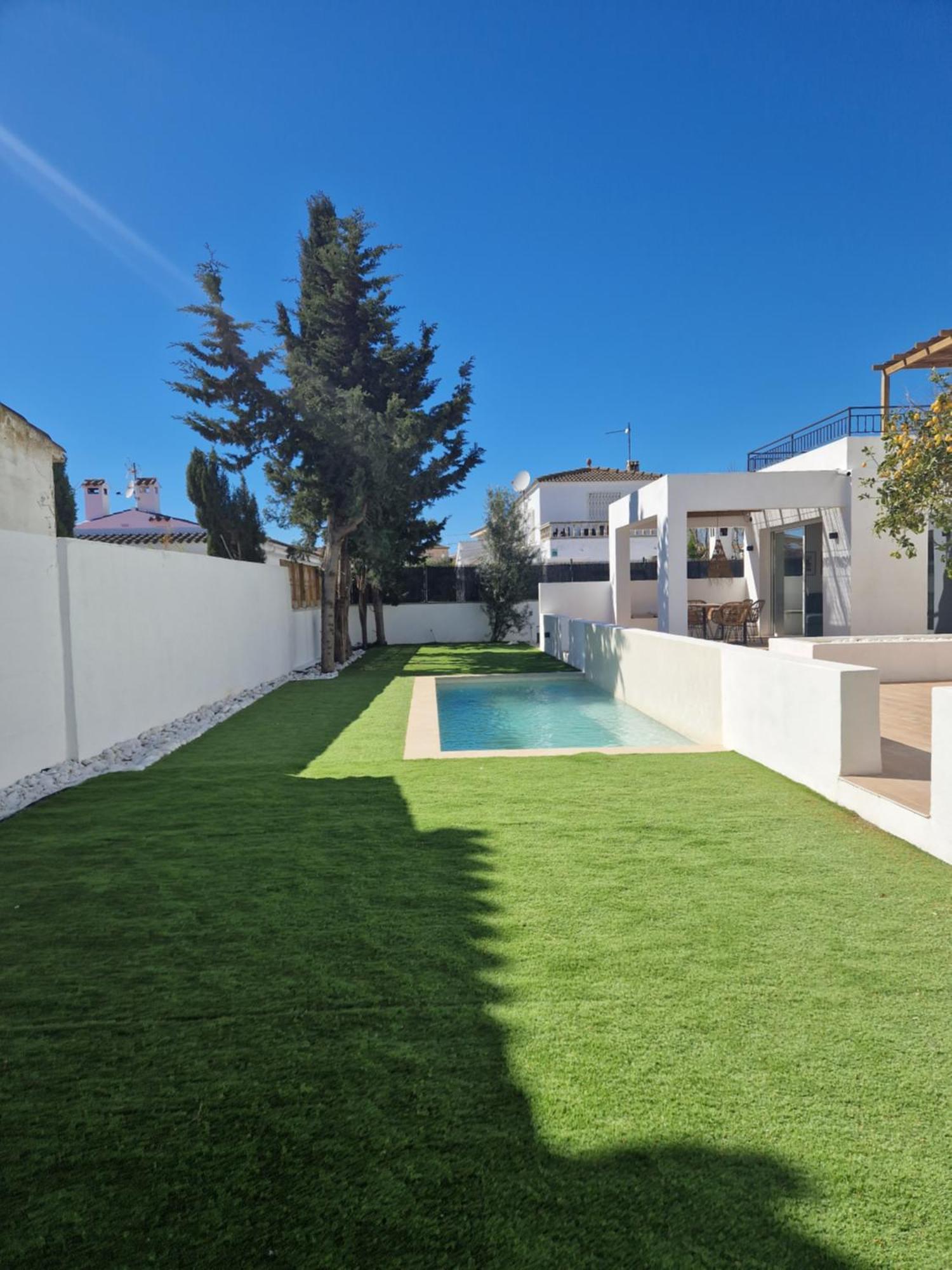 Gorgot P1 I Apartamento Con Terraza Y Piscina Comunitaria Cerca De La Playa Эмпуриабрава Экстерьер фото