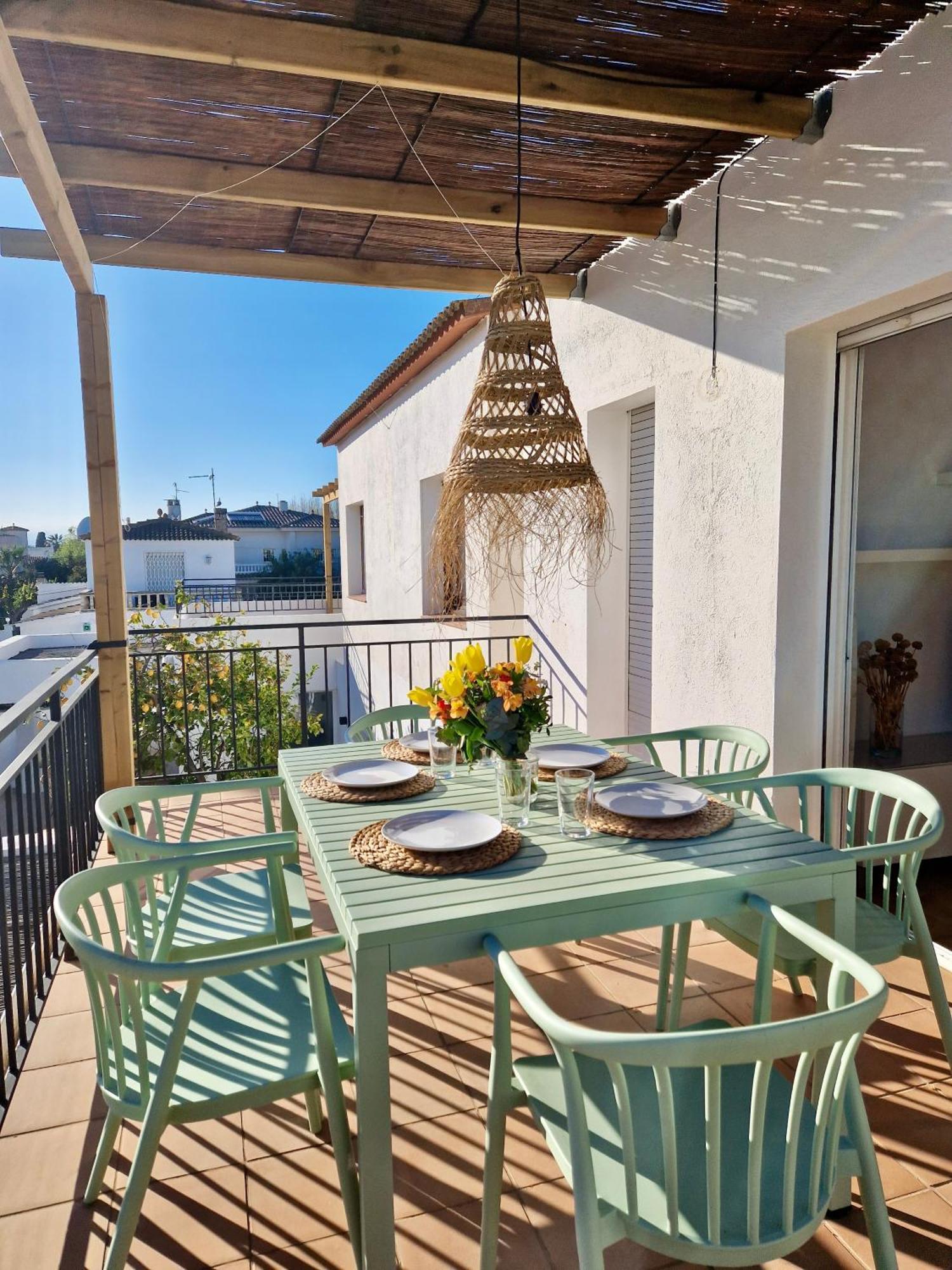 Gorgot P1 I Apartamento Con Terraza Y Piscina Comunitaria Cerca De La Playa Эмпуриабрава Экстерьер фото